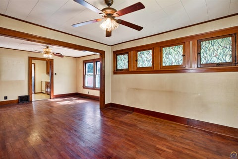 Tiny photo for 220 SW Kendall Ave, Topeka, KS 66606 (MLS # 246720)