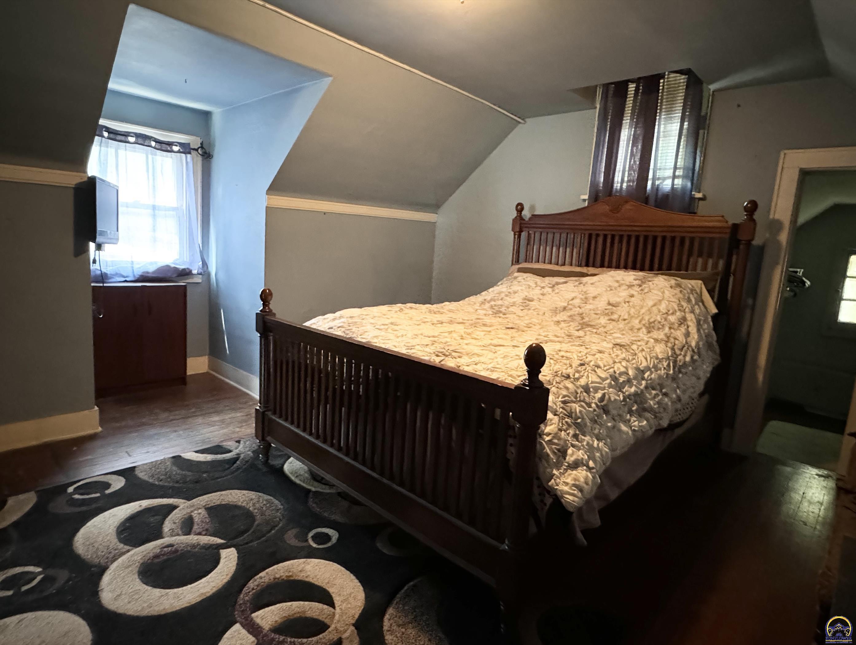 Topeka, Kansas 66607, United States, 3 Bedrooms Bedrooms, ,2 BathroomsBathrooms,Residential,Pending,50856