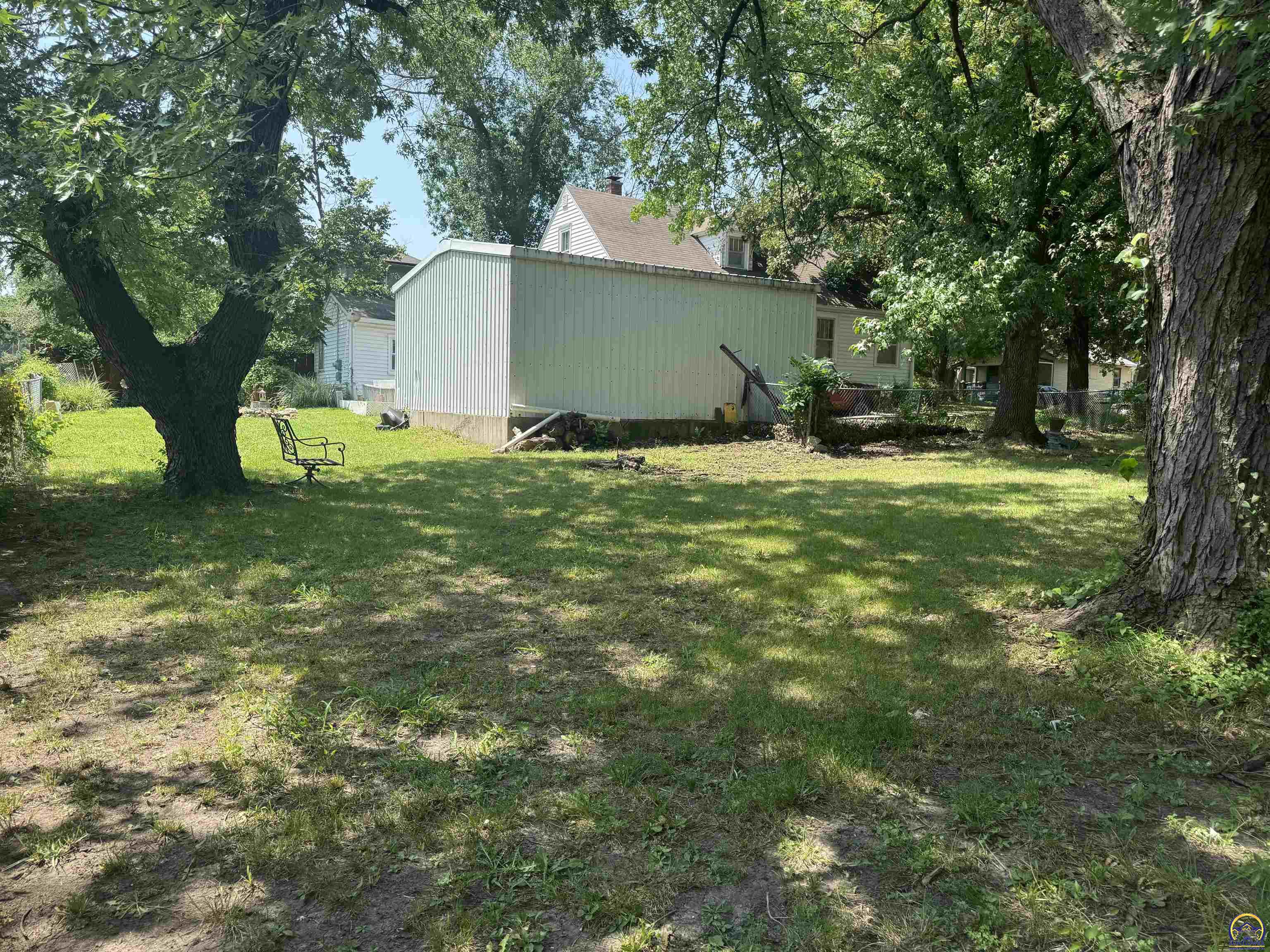 Topeka, Kansas 66607, United States, 3 Bedrooms Bedrooms, ,2 BathroomsBathrooms,Residential,Pending,50856