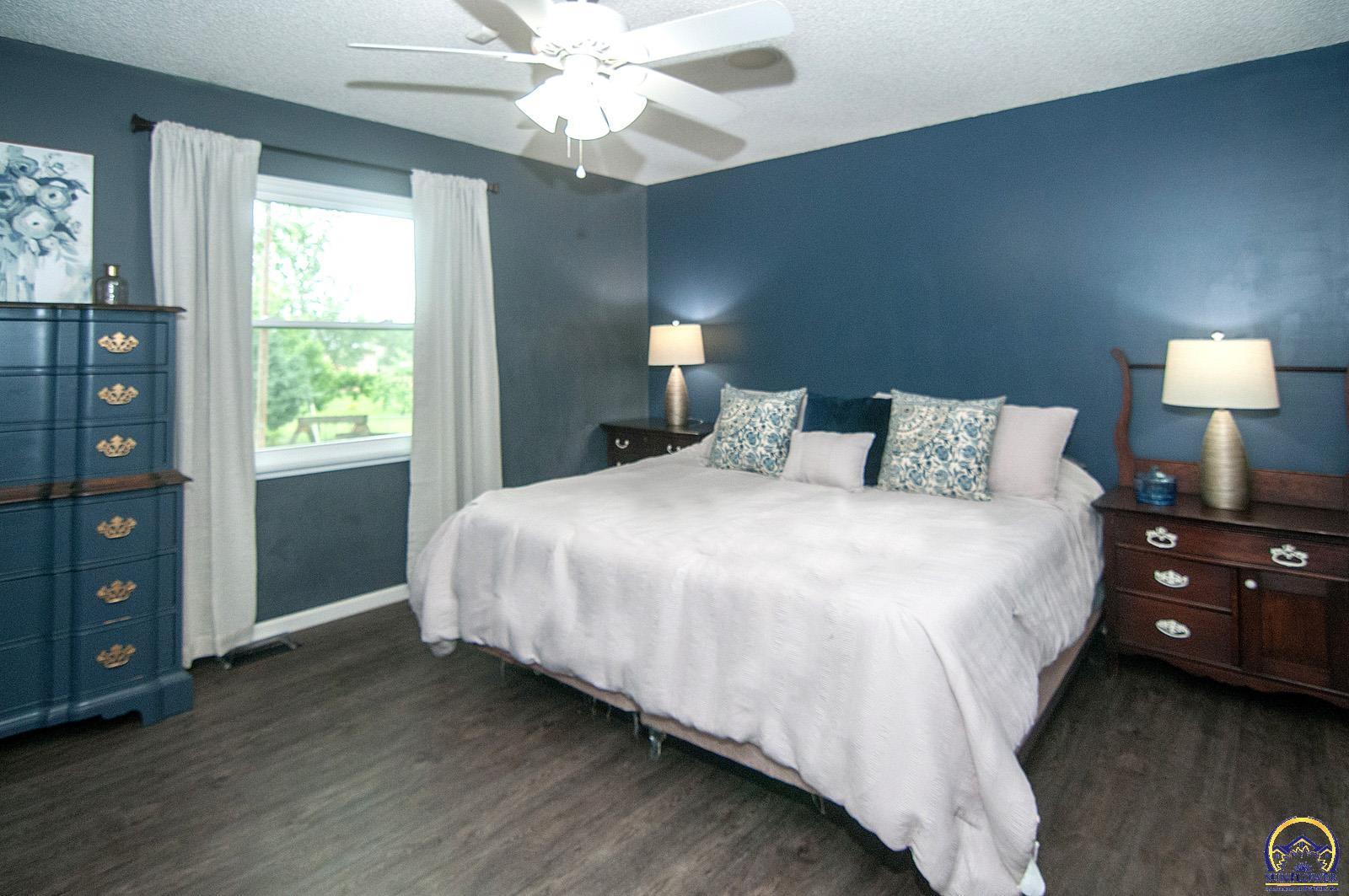 Topeka, Kansas 66614, United States, 4 Bedrooms Bedrooms, ,3 BathroomsBathrooms,Residential,Active,151076