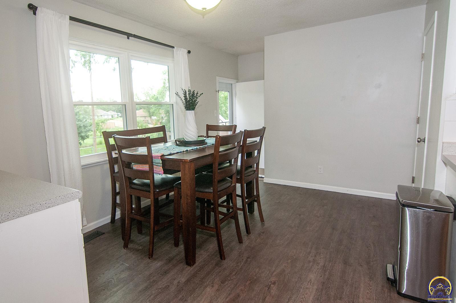 Topeka, Kansas 66614, United States, 4 Bedrooms Bedrooms, ,3 BathroomsBathrooms,Residential,Active,151076