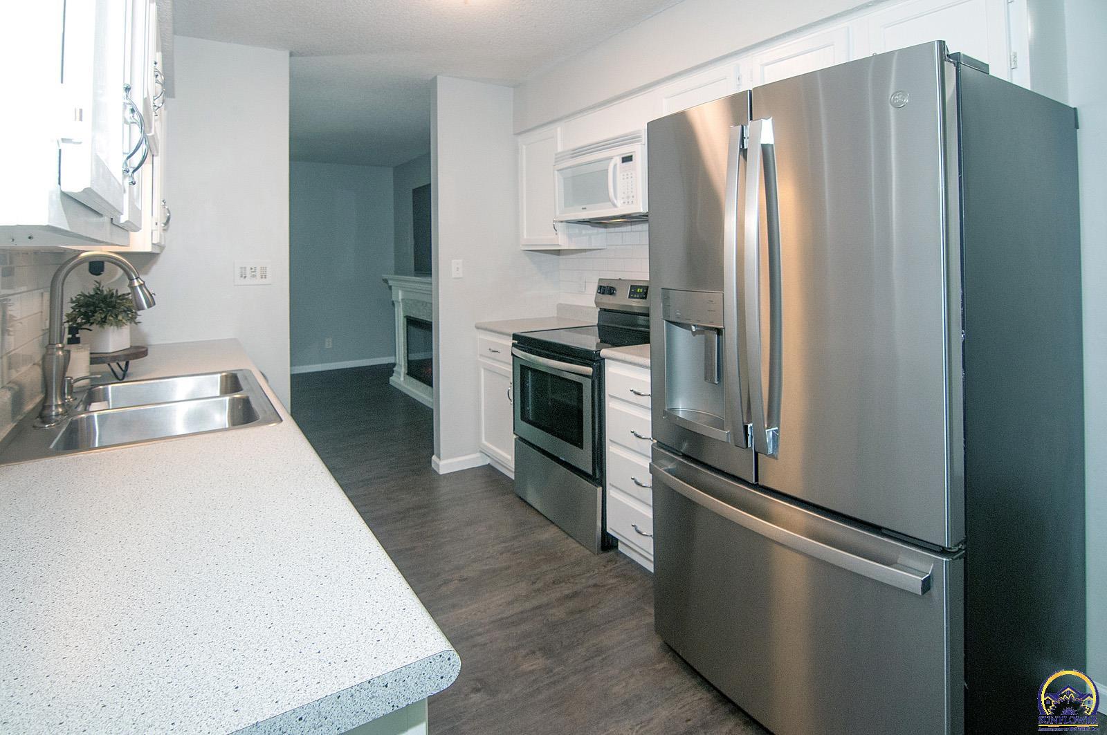 Topeka, Kansas 66614, United States, 4 Bedrooms Bedrooms, ,3 BathroomsBathrooms,Residential,Active,151076