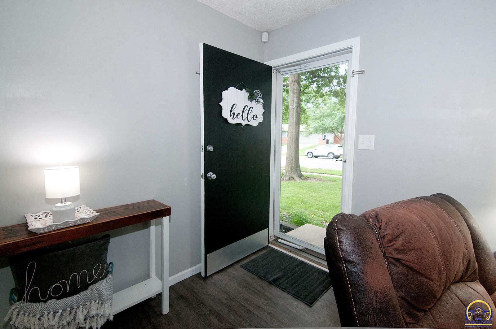 Topeka, Kansas 66614, United States, 4 Bedrooms Bedrooms, ,3 BathroomsBathrooms,Residential,Active,151076