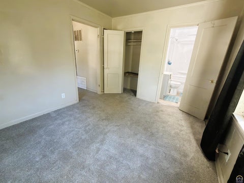 Tiny photo for 2046 SW Lincoln St, Topeka, KS 66604 (MLS # 246912)