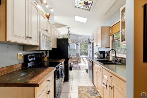 Tiny photo for 9329 NW Wilson Rd, Topeka, KS 66618 (MLS # 246902)