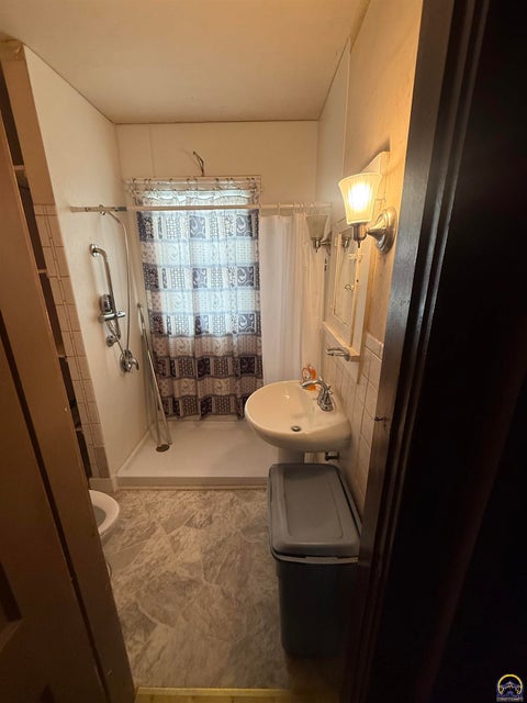 Tiny photo for 824 E Highland Ave, Topeka, KS 66607 (MLS # 247118)