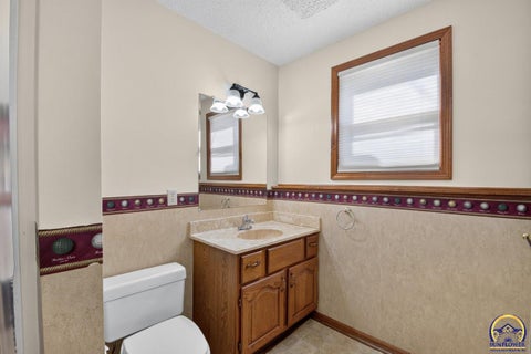Tiny photo for 3809 SW Nottingham Rd, Topeka, KS 66610 (MLS # 246328)