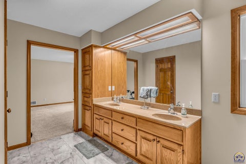 Tiny photo for 6027 SW 36th St, Topeka, KS 66614 (MLS # 246850)
