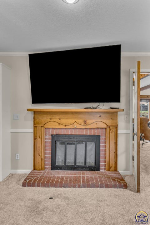 Tiny photo for 6027 SW 36th St, Topeka, KS 66614 (MLS # 246850)