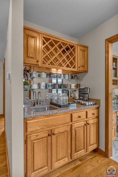 Tiny photo for 6027 SW 36th St, Topeka, KS 66614 (MLS # 246850)