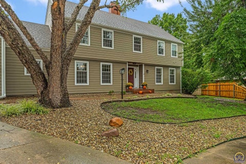 Tiny photo for 6027 SW 36th St, Topeka, KS 66614 (MLS # 246850)