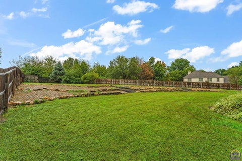Tiny photo for 6027 SW 36th St, Topeka, KS 66614 (MLS # 246850)