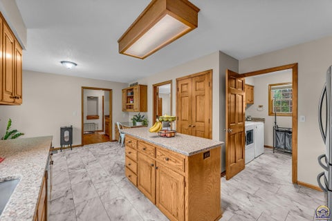 Tiny photo for 6027 SW 36th St, Topeka, KS 66614 (MLS # 246850)
