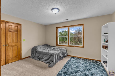 Tiny photo for 6027 SW 36th St, Topeka, KS 66614 (MLS # 246850)