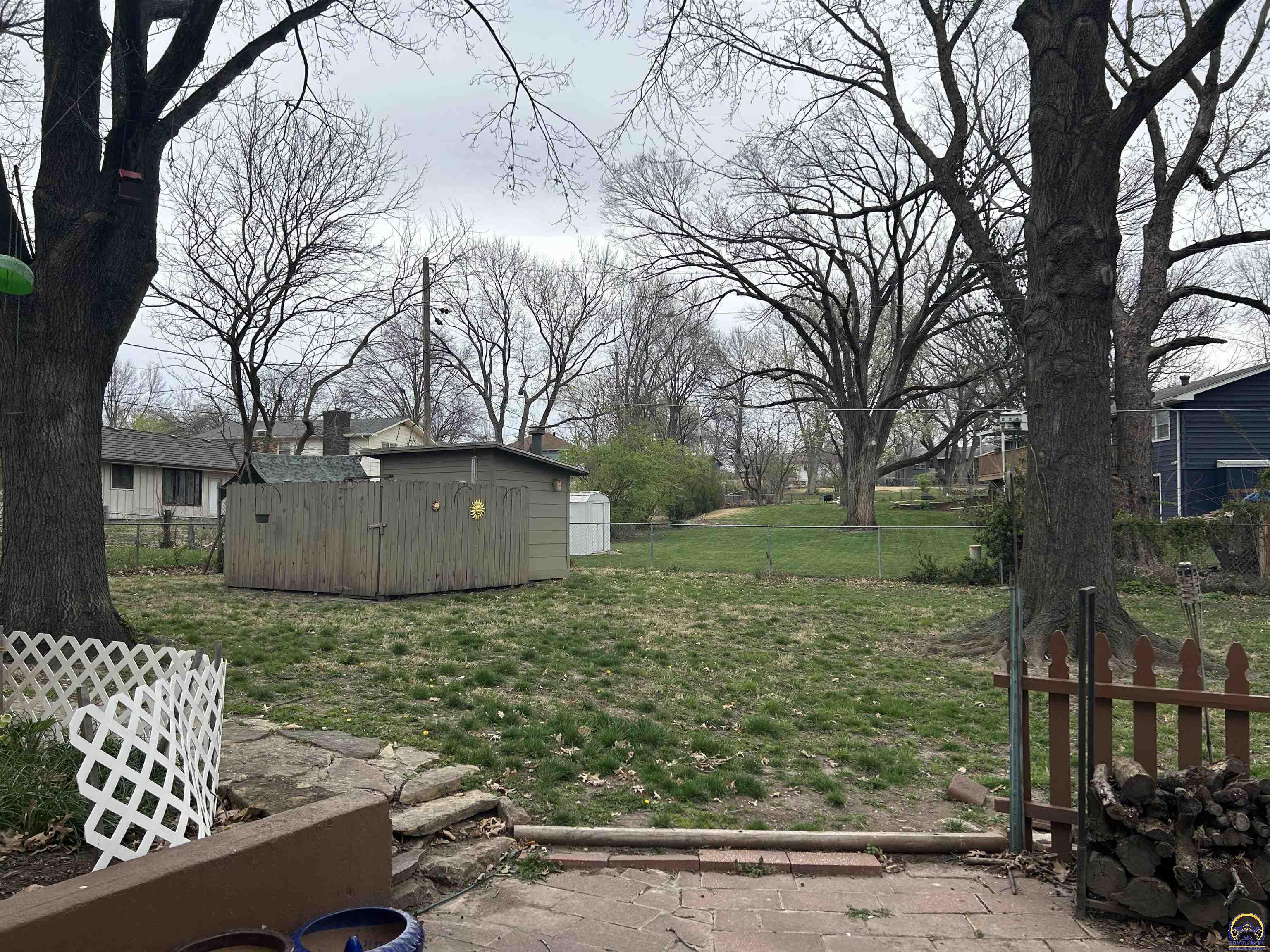 Lawrence, Kansas 66046, United States, 4 Bedrooms Bedrooms, ,2 BathroomsBathrooms,Residential,Pending,61916