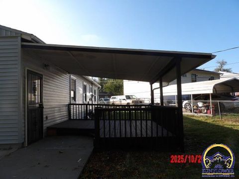 Tiny photo for 1032 SE 35th Ter, Topeka, KS 66605 (MLS # 241980)