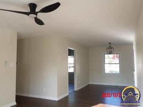 Tiny photo for 1032 SE 35th Ter, Topeka, KS 66605 (MLS # 241980)