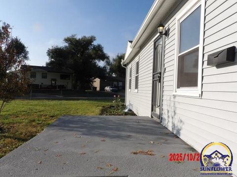 Tiny photo for 1032 SE 35th Ter, Topeka, KS 66605 (MLS # 241980)