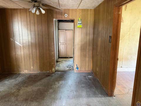 Tiny photo for 1023 NE Kellam Ave, Topeka, KS 66616 (MLS # 246208)