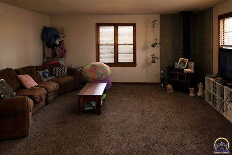 Tiny photo for 733 NE Kellam Ave, Topeka, KS 66616 (MLS # 247123)