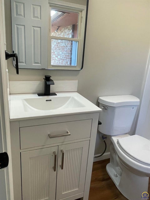 Tiny photo for 5324 SW 33rd St, Topeka, KS 66614 (MLS # 246877)