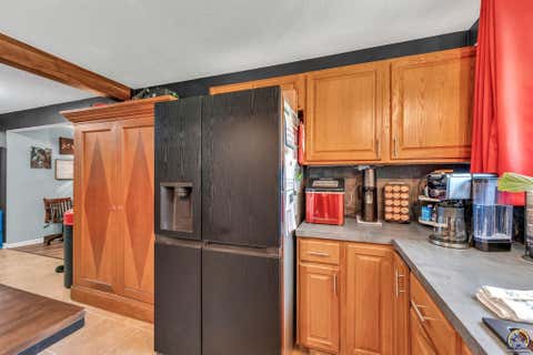 Tiny photo for 2224 NW Taylor St, Topeka, KS 66608 (MLS # 246240)