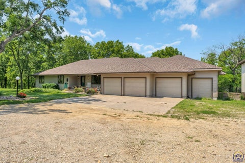 Tiny photo for 4848 SE 53rd St, Berryton, KS 66409 (MLS # 244442)