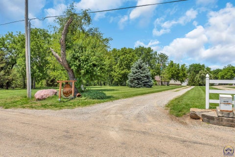Tiny photo for 4848 SE 53rd St, Berryton, KS 66409 (MLS # 244442)