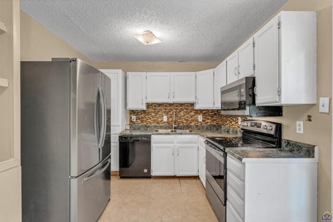 Tiny photo for 531 N Milton St, Auburn, KS 66402 (MLS # 246525)