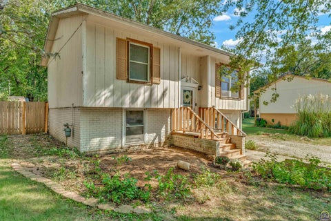 Tiny photo for 531 N Milton St, Auburn, KS 66402 (MLS # 246525)
