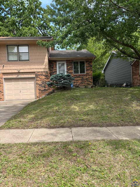 Tiny photo for 3626 SW Cambridge Ave, Topeka, KS 66614 (MLS # 244323)
