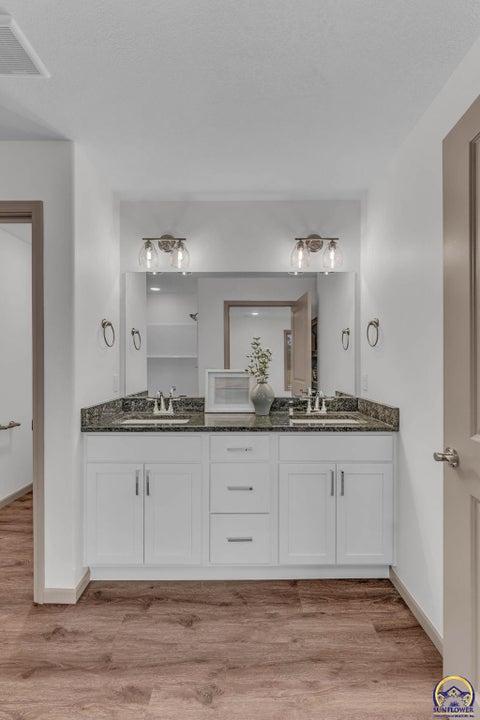 Tiny photo for 716 Teresa Ct, Carbondale, KS 66604 (MLS # 246775)