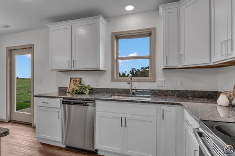 Tiny photo for 716 Teresa Ct, Carbondale, KS 66604 (MLS # 246775)