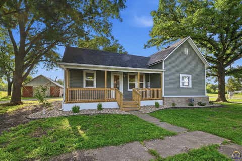 Tiny photo for 402 N 6th St, Osage City, KS 66523 (MLS # 245329)