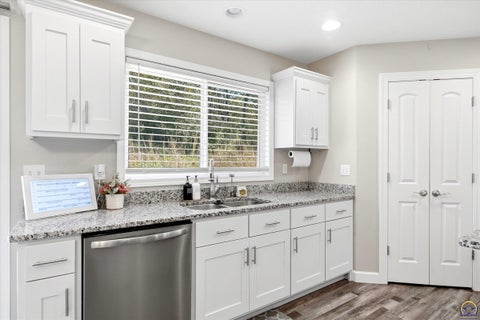 Tiny photo for 4428 SW Brandywine Ln, Topeka, KS 66610 (MLS # 247135)