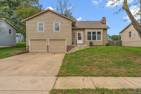 Tiny photo for 3537 SW Woodvalley Pl, Topeka, KS 66614 (MLS # 246751)
