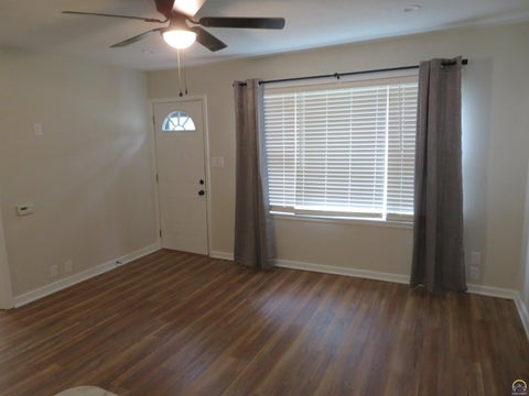 Tiny photo for 301 Oak St, Valley Falls, KS 66088 (MLS # 245937)