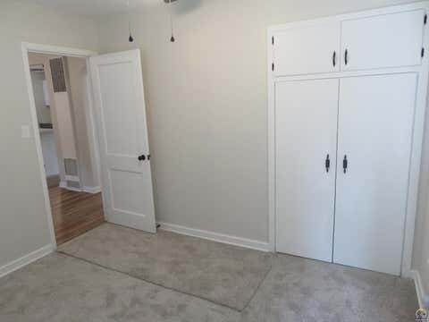 Tiny photo for 301 Oak St, Valley Falls, KS 66088 (MLS # 245937)