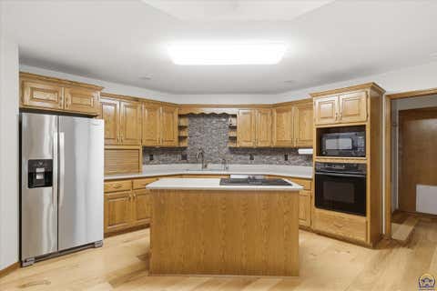 Tiny photo for 6024 SW 40th Ter, Topeka, KS 66610 (MLS # 246104)