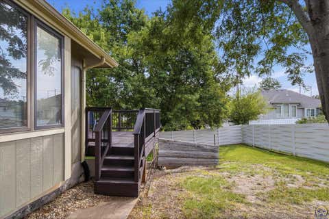Tiny photo for 6024 SW 40th Ter, Topeka, KS 66610 (MLS # 246104)