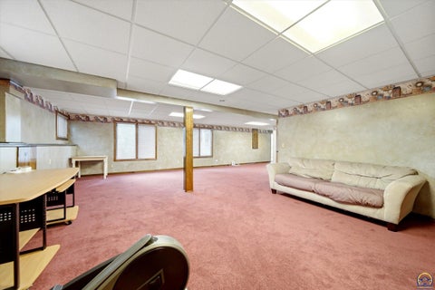 Tiny photo for 6024 SW 40th Ter, Topeka, KS 66610 (MLS # 246104)