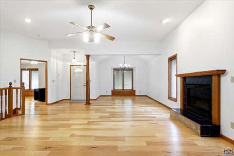 Tiny photo for 6024 SW 40th Ter, Topeka, KS 66610 (MLS # 246104)