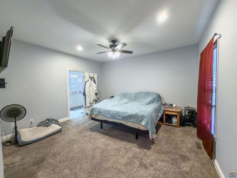 Tiny photo for 2911 SW Whitney Ave, Topeka, KS 66614 (MLS # 244914)