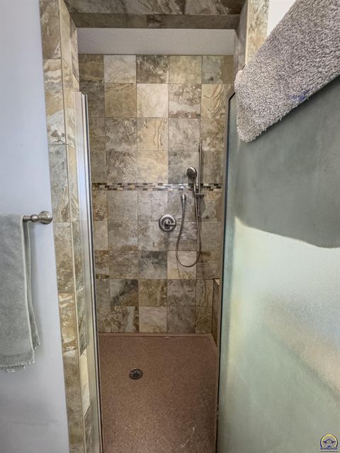 Tiny photo for 2911 SW Whitney Ave, Topeka, KS 66614 (MLS # 244914)
