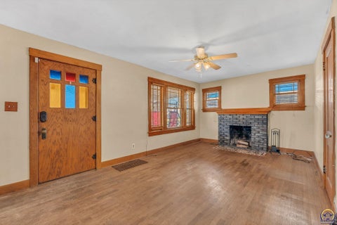 Tiny photo for 1034 SW Lincoln St, Topeka, KS 66604 (MLS # 243325)