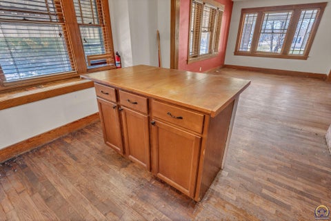 Tiny photo for 1034 SW Lincoln St, Topeka, KS 66604 (MLS # 243325)