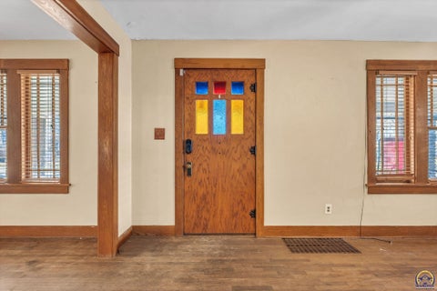 Tiny photo for 1034 SW Lincoln St, Topeka, KS 66604 (MLS # 243325)