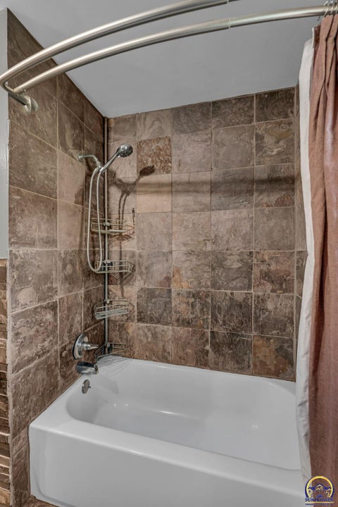 Tiny photo for 3054 SW Plass Ave, Topeka, KS 66611 (MLS # 246900)