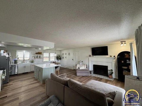 Tiny photo for 203 Pawnee Ave, Hiawatha, KS 66434 (MLS # 243831)