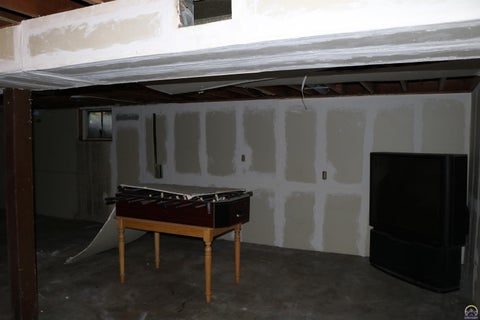 Tiny photo for 2000 SE Adams St, Topeka, KS 66607 (MLS # 245765)